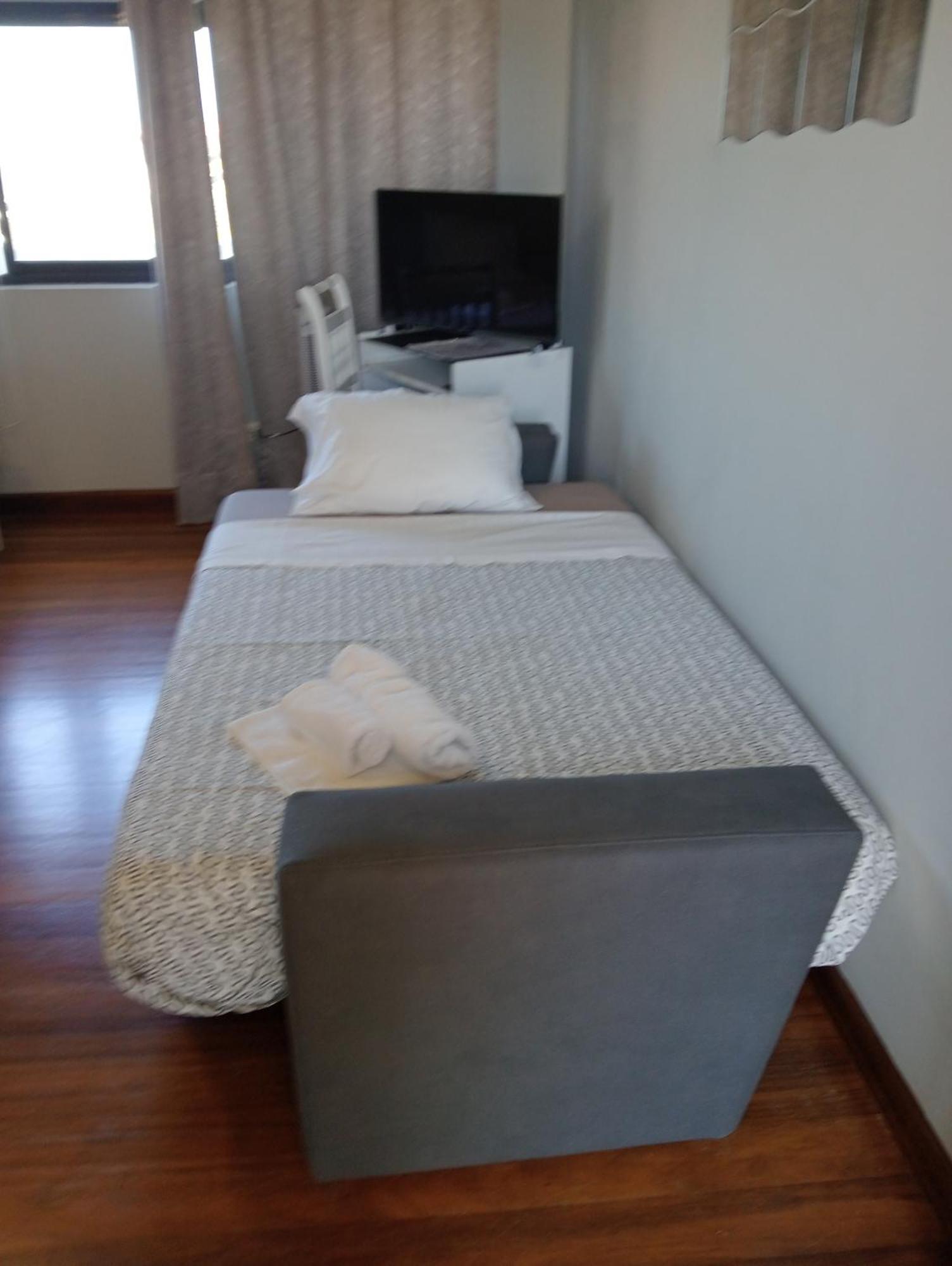 Surf & Guest Lorena'S House Ribeira Grande Zimmer foto
